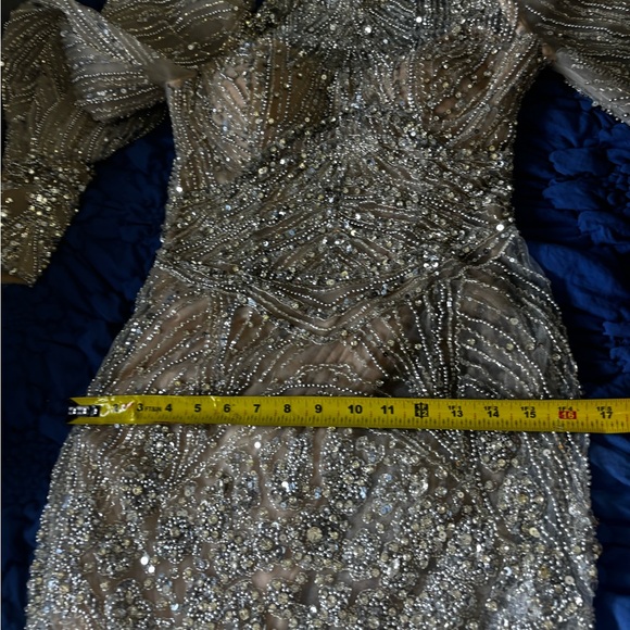 Evening gown - Picture 14 of 17